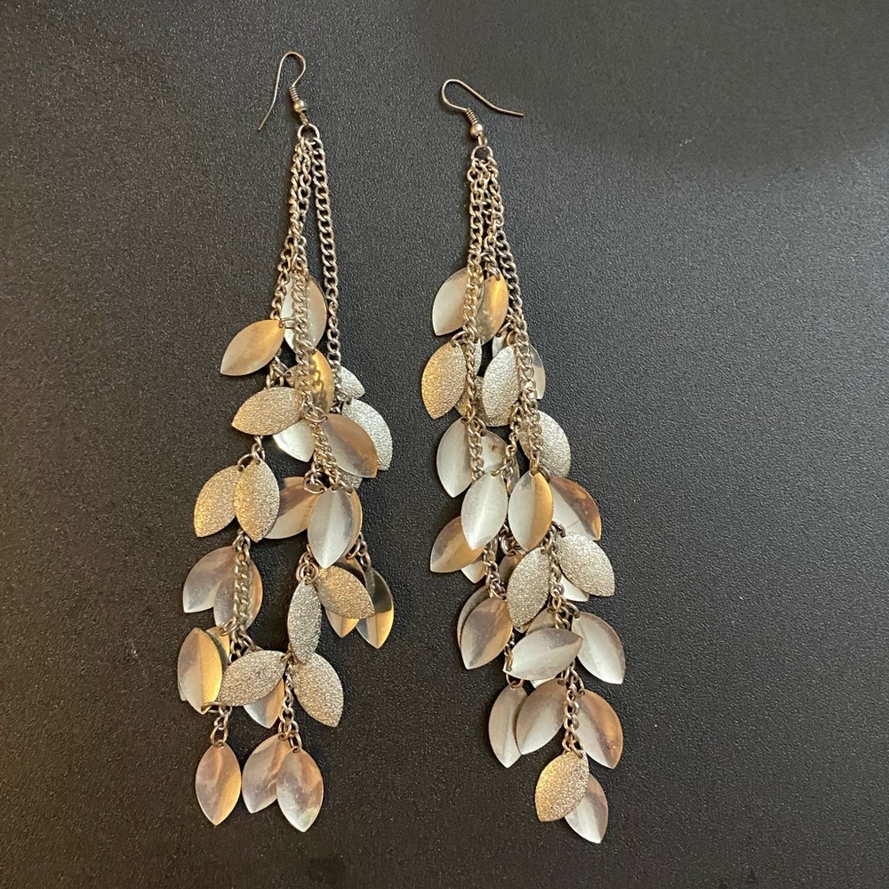 🍃Long Silver Dangle Earrings🍃